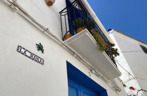 Altea House | Casa la Rana Charming Townhouse near the beach