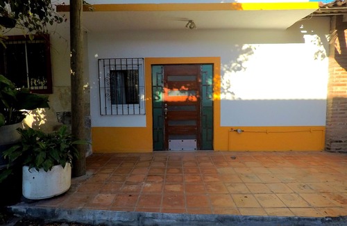 Colonia 5 de Diciembre Apartment | Casa La Roja- Casa Tres Lunas #3