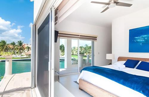 Puerto Aventuras Villa | Casa La Torre, Luxury private waterfront villa