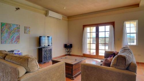 El Dorado Ranch House | Casa La Vida Dulce - How Sweet Life Can Be