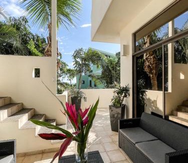 Playa Hermosa Apartment | Casa Lapa Oceanside Villa