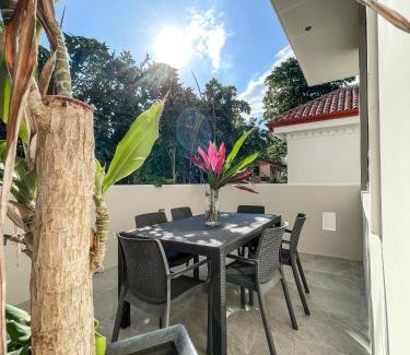 Playa Hermosa Apartment | Casa Lapa Oceanside Villa