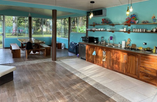 Parrita Villa | Casa Lapas – Private Villa with Pool & Lush Gardens Near Secluded Playa Bandera
