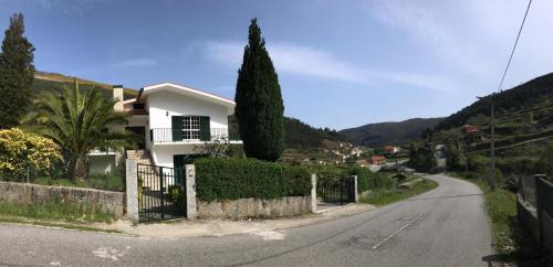 Baiao House | Casa Largo da Igreja