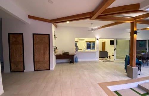 Esterillos House | Casa Las Olas