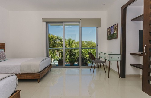 Puerto Juarez Condo | Casa Las Perlas New !! At Mareazul 2 Bedroom Condo by Redawning