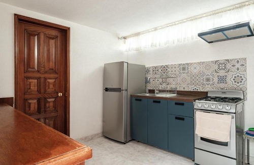 Del Carmen House | Casa Lila - Perfect 6BR House & Garden in Coyoacan