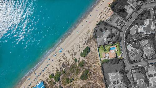 Marbella Villa | Casa Linda Great Located Beach House in Marbella