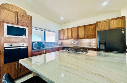 Buenavista Apartment | Casa Linda Hillside Buenavista