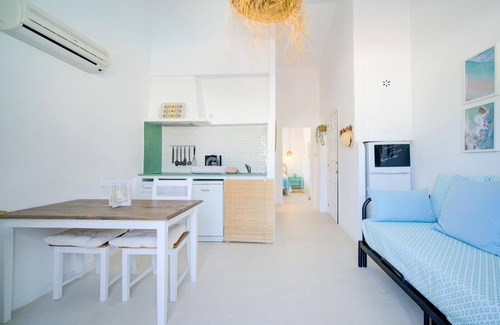 Cala'n Bosch Apartment | Casa Lola Serene and luxurious apartment with balcony