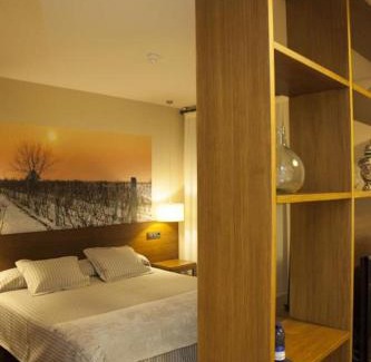 Rueda House | Casa Lola