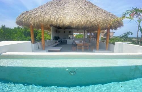 Barra de Colotepec House | Casa Loulette 7 rooms villa