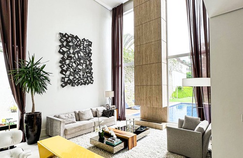 Jardim Colonial House | Casa Moderna e Luxuosa na Granja Viana