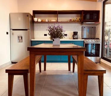 Barrio Pilo House | Casa Macaw