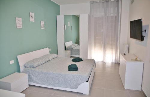 Gallarate Apartment | Casa MadArt City Centre MXP TrainStation