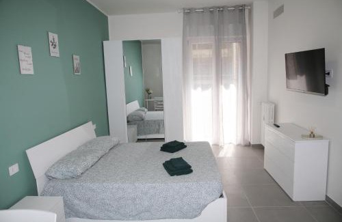 Gallarate Apartment | Casa MadArt City Centre MXP TrainStation