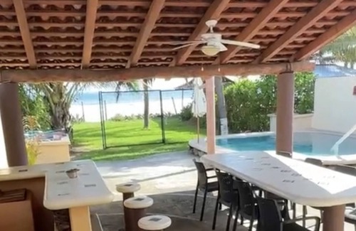 Ixtapa - Zihuatanejo House | Casa Mana: Playa Blanca beachfront home w/private pool and outdoor kitchen