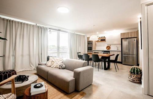 Las Escobas del Venado House | Casa Mar, Stylish Condo at Blue Venao