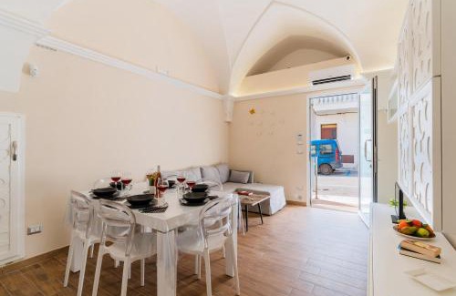 Campomarino di Maruggio House | Casa Margot by BarbarHouse