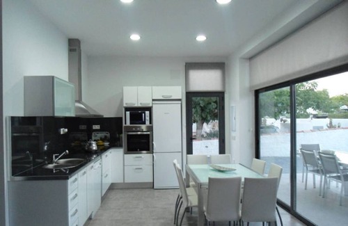 Deltebre Cabin | CASA MARIONA 8-A, PRIVATE SWIMMING POOL AGUA SALINA 350M FROM THE EXTENSIVE BEACH RIO MAR