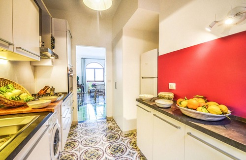 Massa Lubrense Ski Chalet | Casa Marisa with Sea View, Terrace and Parking