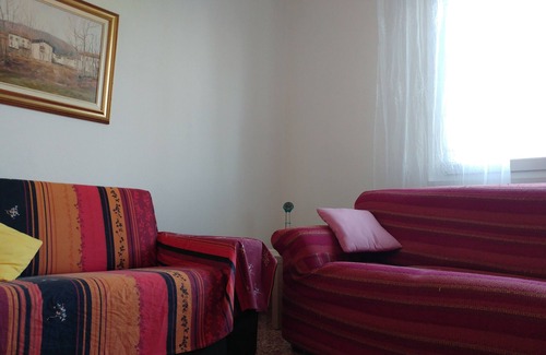 Acquaseria Apartment | Casa Mariuccia - Garden near Lake!