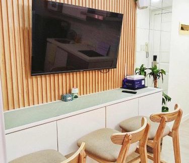 Taguig Apartment | Casa Marix & Z - City View Unit