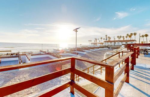 La Paloma House | Casa Marron 37 - Playa Arcangel