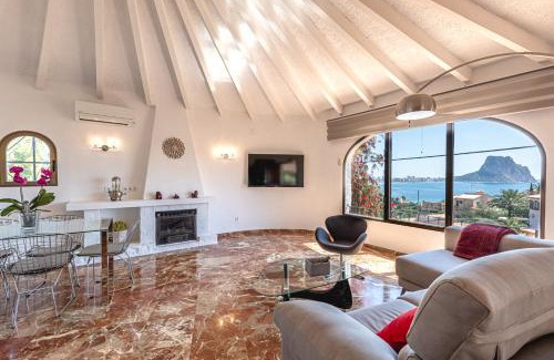 Calpe Ski Chalet | Casa Maryvilla