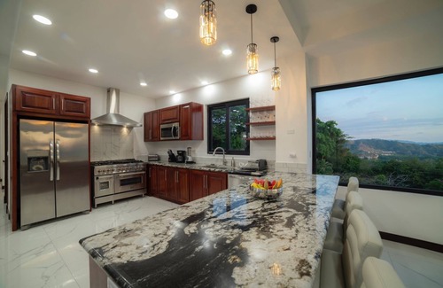 Jaco Villa | Casa Maverick. New 2024 Los Suenos Resort Private Pool Ocean View 7BR Sleeps 20