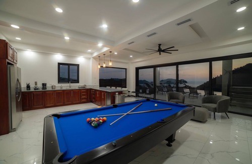Jaco Villa | Casa Maverick. New 2024 Los Suenos Resort Private Pool Ocean View 7BR Sleeps 20