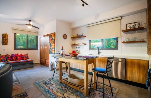 El Caloso Condo | Casa Maya | 1-BR Oasis in Romantic Zone