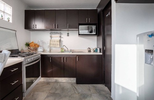 Ciudad Lopez Mateos Apartment | Casa Mexicana; Security, Malls nearby, Zona Esmeralda 10 minutes away