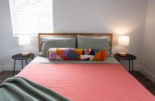 Seybold House | Casa MIA central location, free parking, fully equipped
