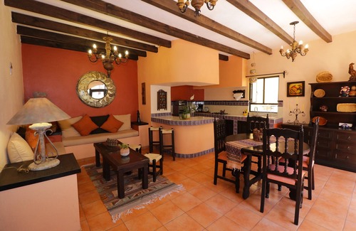 Zona Centro Hotel | Casa Mia Suites