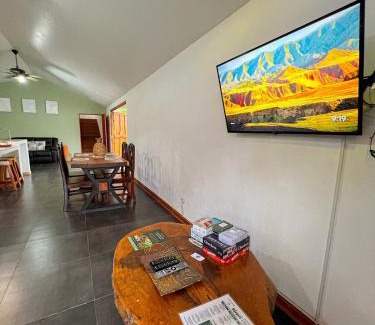 Puerto Jimenez House | Casa Miel Dulce Escapada en el Paraíso