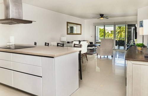 Puerto Juarez Condo | Casa Miraflores 2 Bedroom Condo by RedAwning