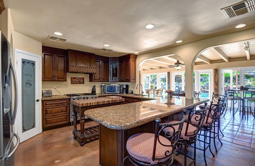 Magnesia Falls Cove House | Casa Mirage Resort Pool and Spa