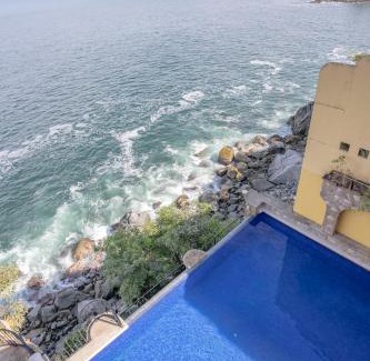Mismaloya Villa | Casa Mis Rocas