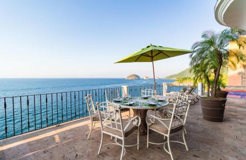 Mismaloya Villa | Casa Mis Rocas