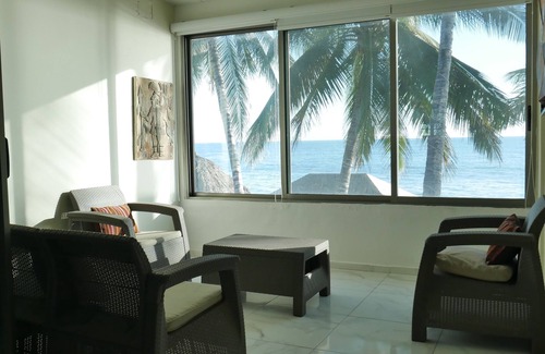 Santa Cruz House | Casa Mister Ken pie de playa Los Cocos