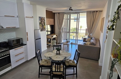 Walmer Apartment | Casa MK Cozy Apartment Centrally located, 5min from GQ airport