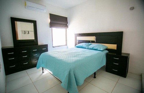 Chetumal House | Casa moderna en segura Residencial Hacienda Chetumal