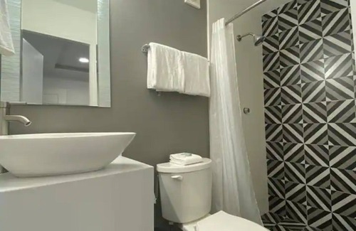 San Pedro Garza Garcia House | Casa moderna equipada como pequeño hotel habitación 2