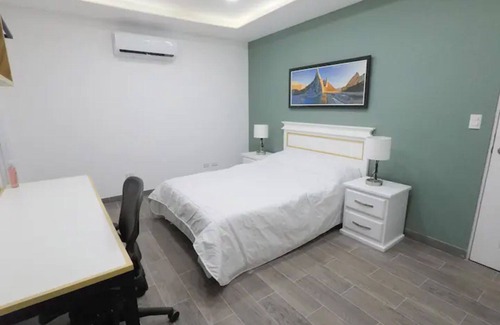 Monterrey House | Casa moderna equipada como pequeño hotel habitación 4