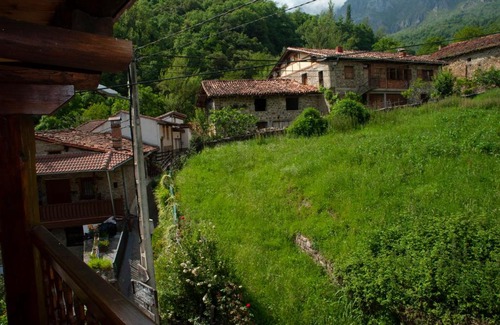 Lon House | CASA MODESTO