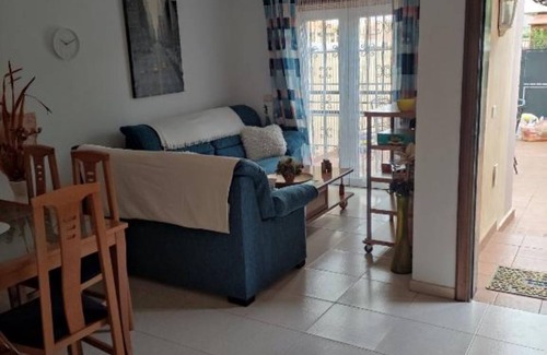Las Rosas House | Casa Mohana - Las Rosas