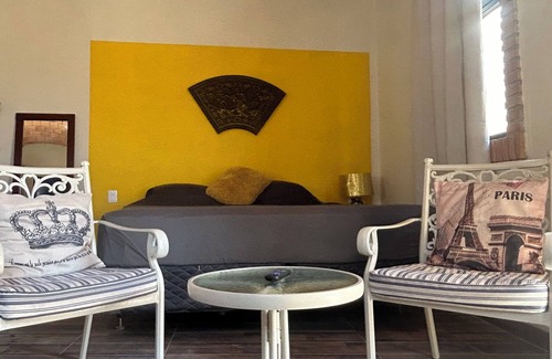 Los Pescadores Apartment | Casa Moka Amarilla, Charming 1-bedroom apartment, pet friendly