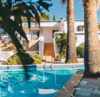 Vila do Bispo House | Casa Monki
