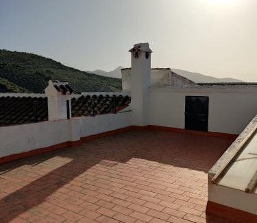 Zahara de la Sierra House | Casa Montaur Zahara de la Sierra